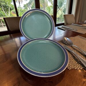 2 Denby Harlequin Dinner Plates Stoneware Navy Blue Rim Green Speckled Center